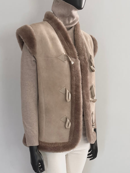 Gilet en peau lainée