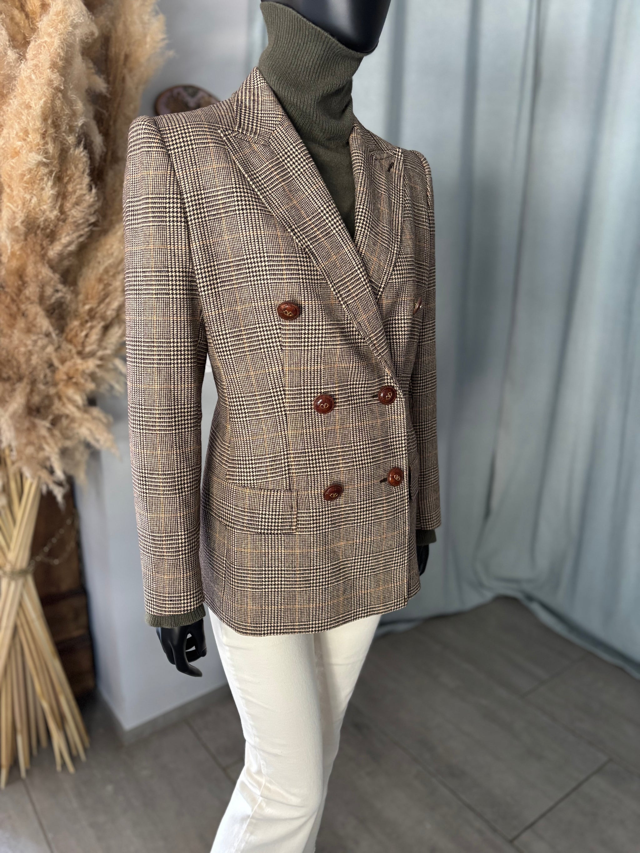 Sélection vêtements vintage de grands couturiers eshop et