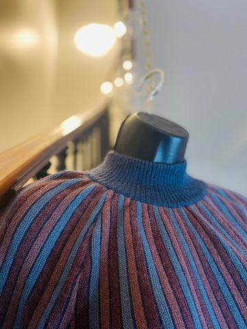 Blue striped sweater with pleats
