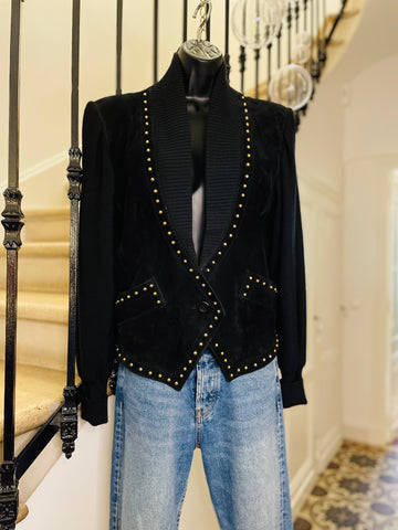 Bi-material jacket with golden studs 🖤 🟡