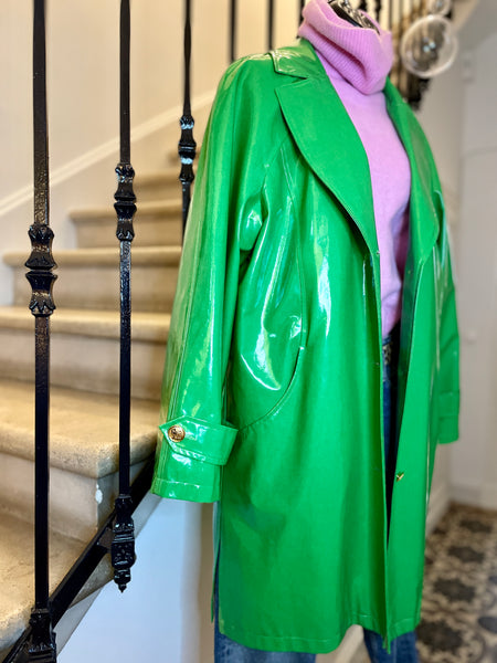 Flashy green raincoat / raincoat