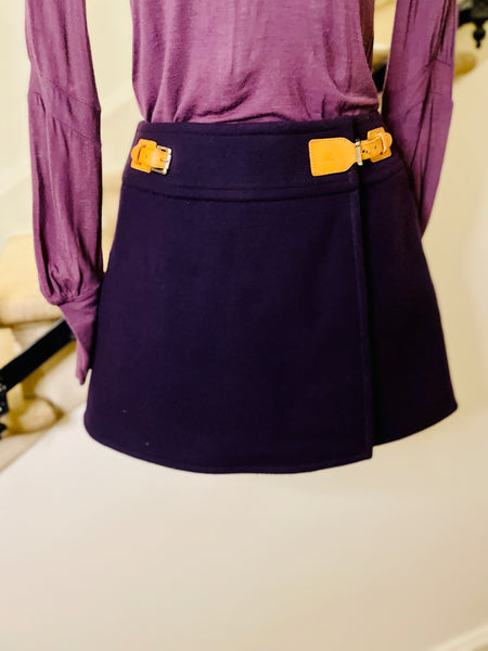 Aubergine short skirt